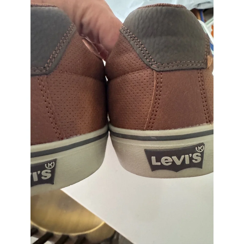 Levis Mens Brown Perforated Low Top Sneakers Size 12 NWT